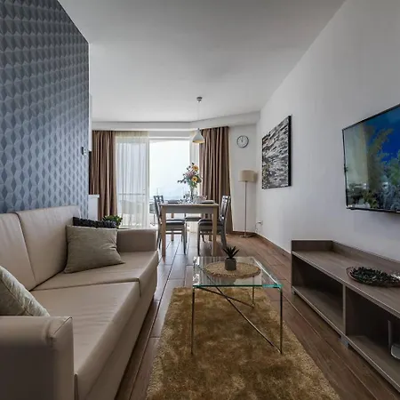 Lovely 1bed Seafront Spb - Flat 4 By Homely Lägenhet