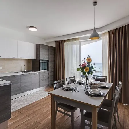 아파트 Lovely 1bed Seafront Spb - Flat 4 By Homely *